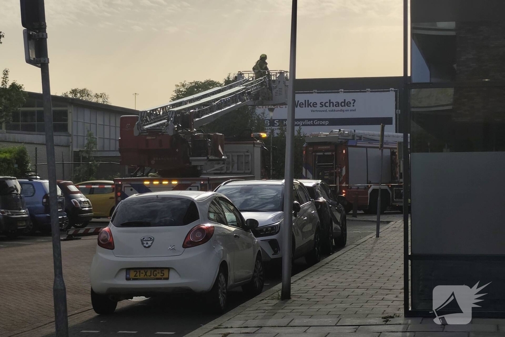 Brand in winkel leidt tot ontruiming