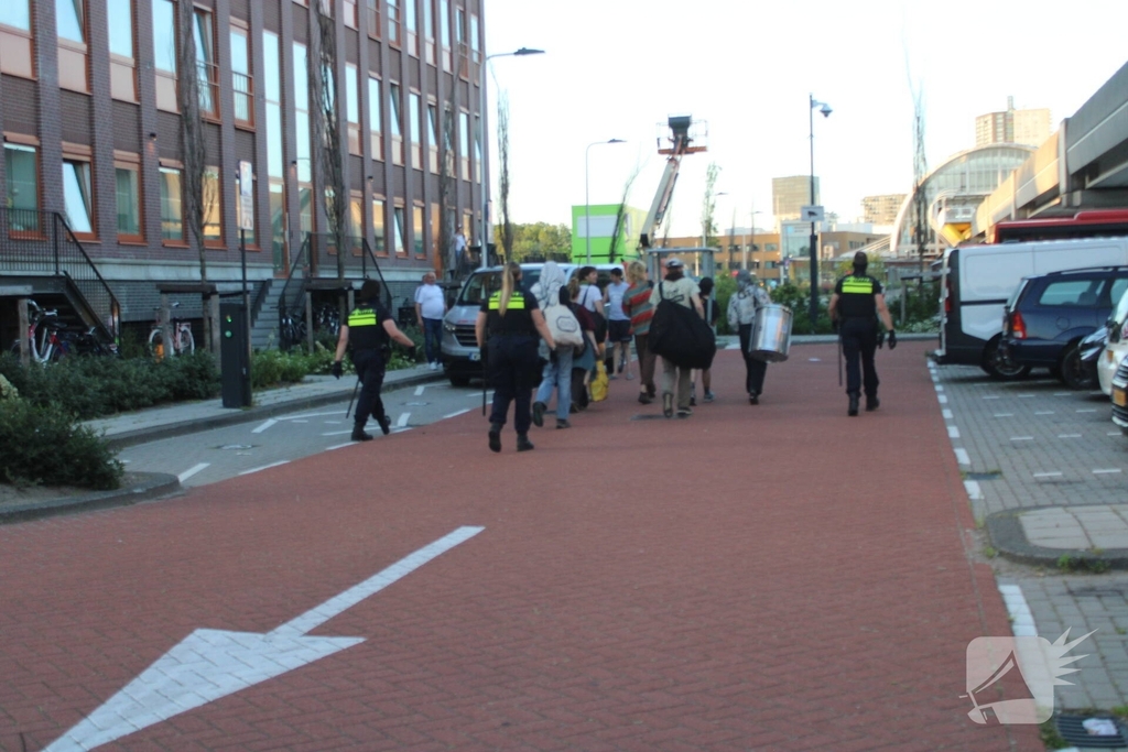 Politie bemiddelt tijdens protest