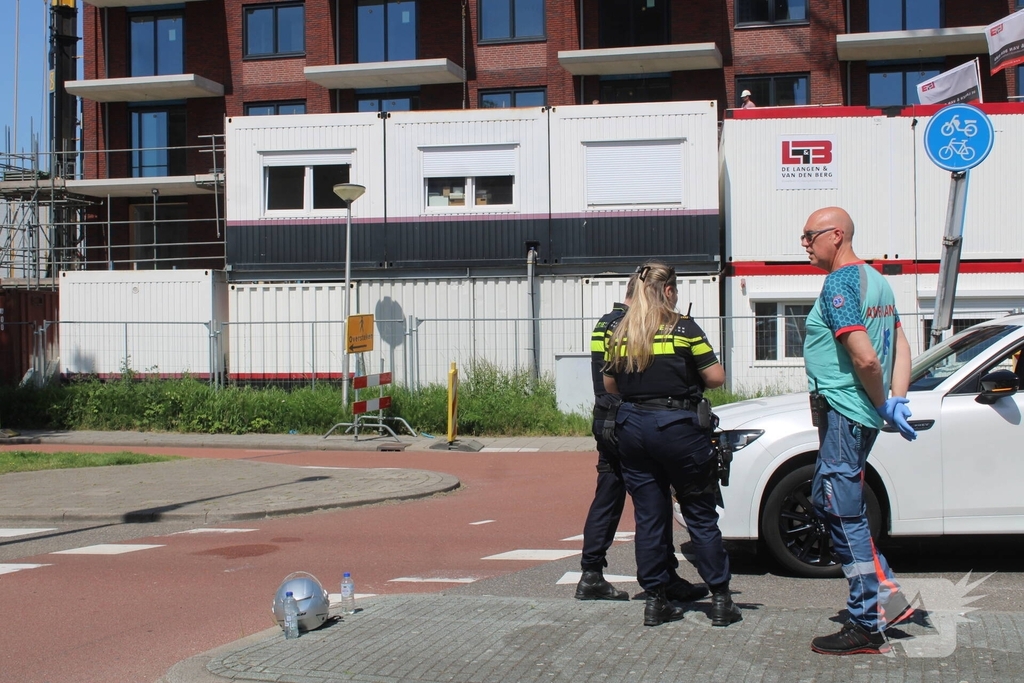 Scooterrijder gewond bij aanrijding op rotonde