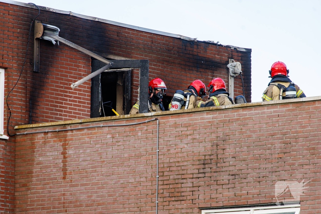 Woningbrand op bovenverdieping geblust