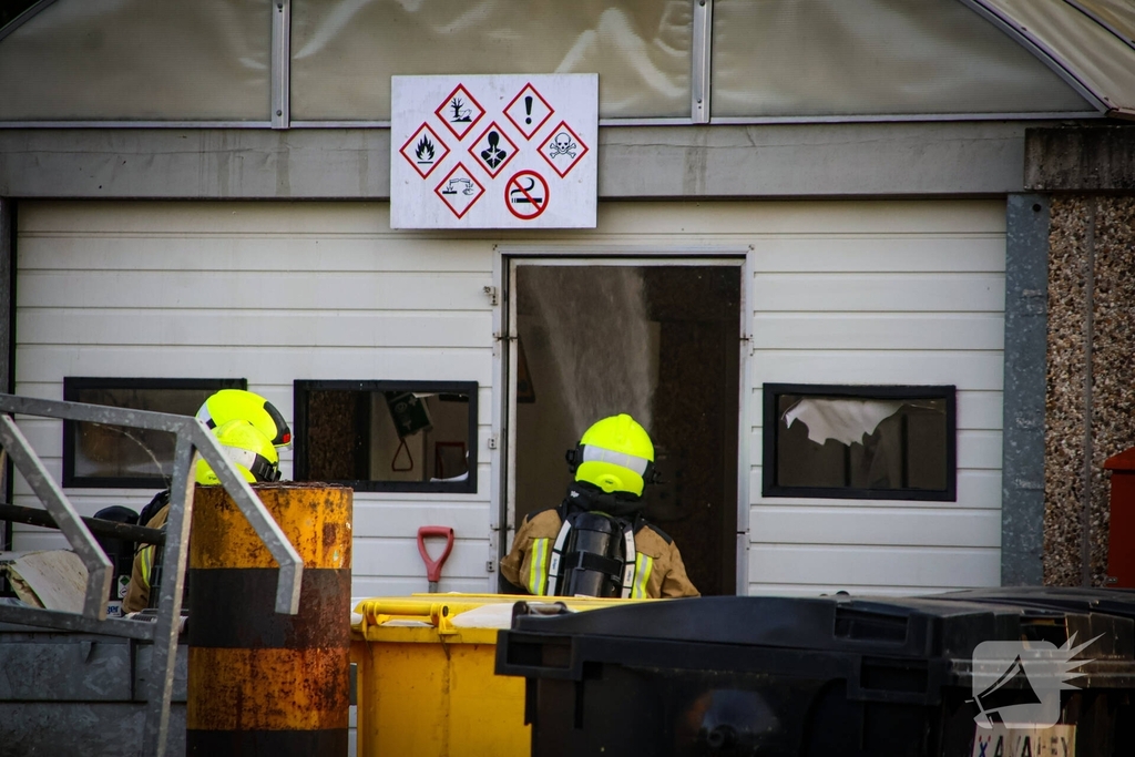 Brand in chemisch depot op gemeentewerf