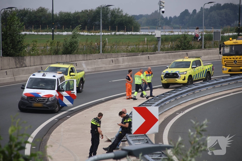 79-jarige motorscooterrijder overleden na ongeval op provinciale weg