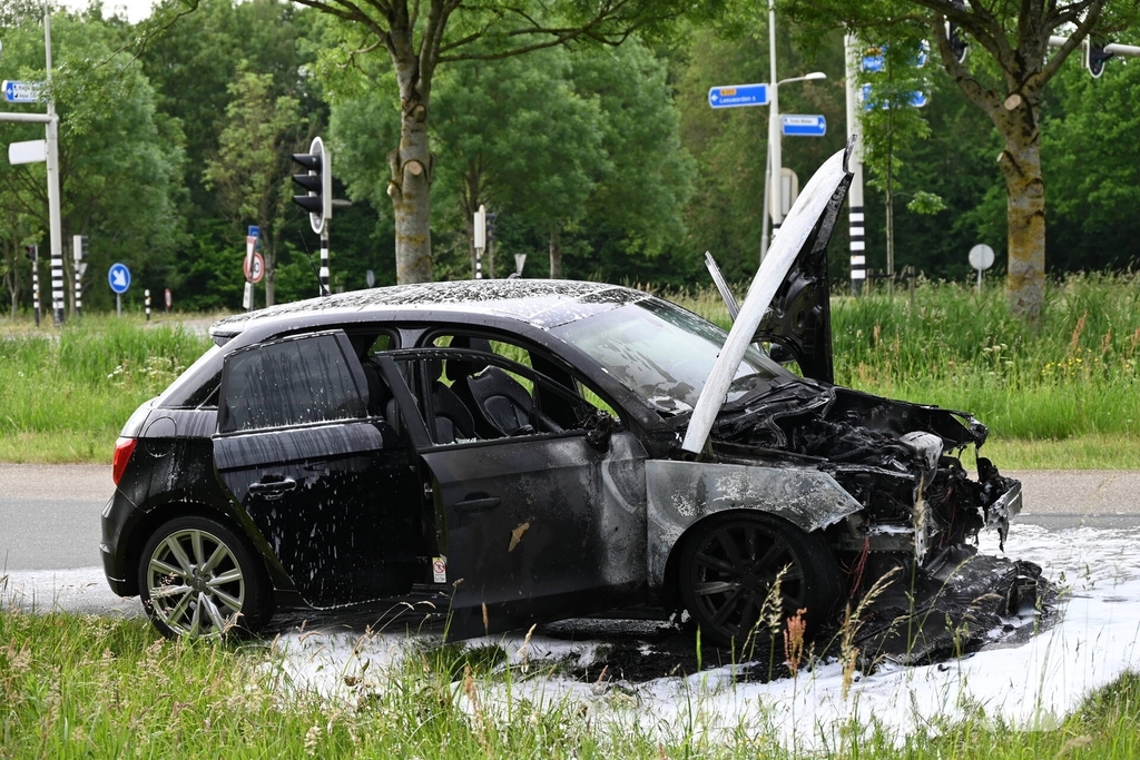 Motorcompartiment verwoest door brand