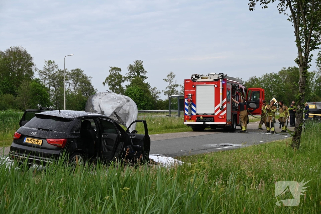 Motorcompartiment verwoest door brand