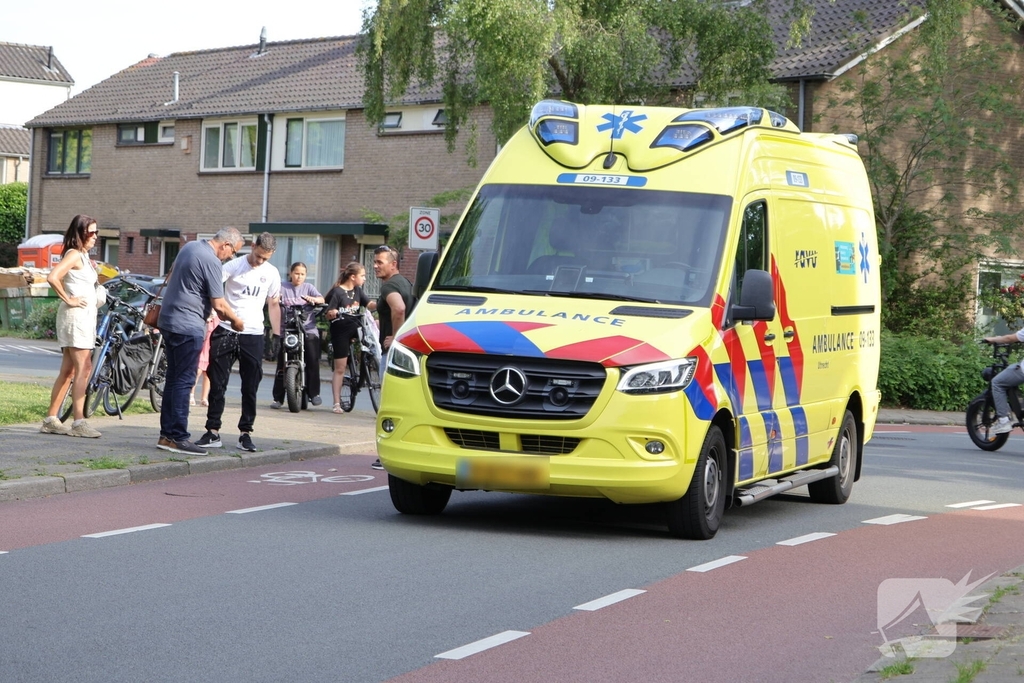 Vrouw gewond na val met scootmobiel