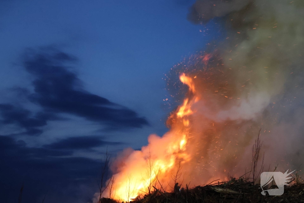 Forse buitenbrand in Amersfoort