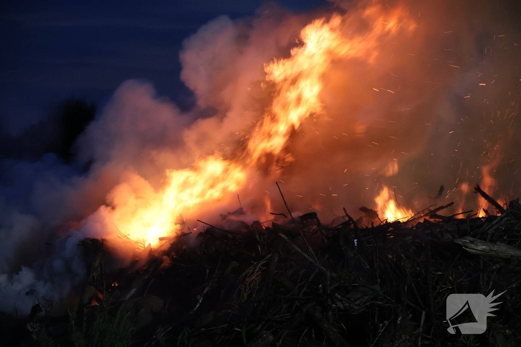 Forse buitenbrand in Amersfoort