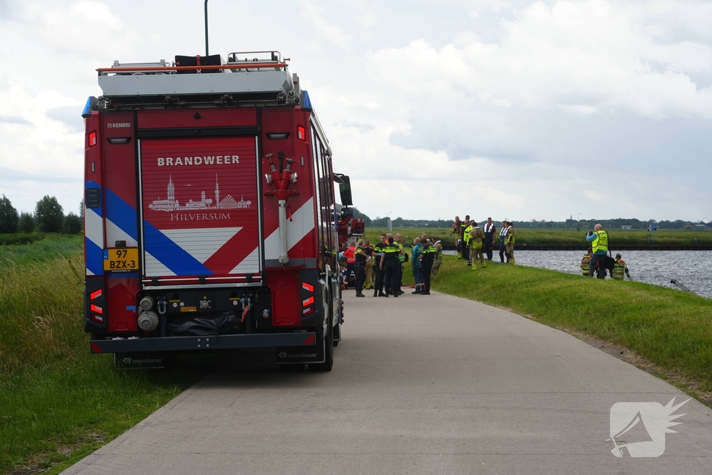 Traumahelikopter ingezet voor persoon te water