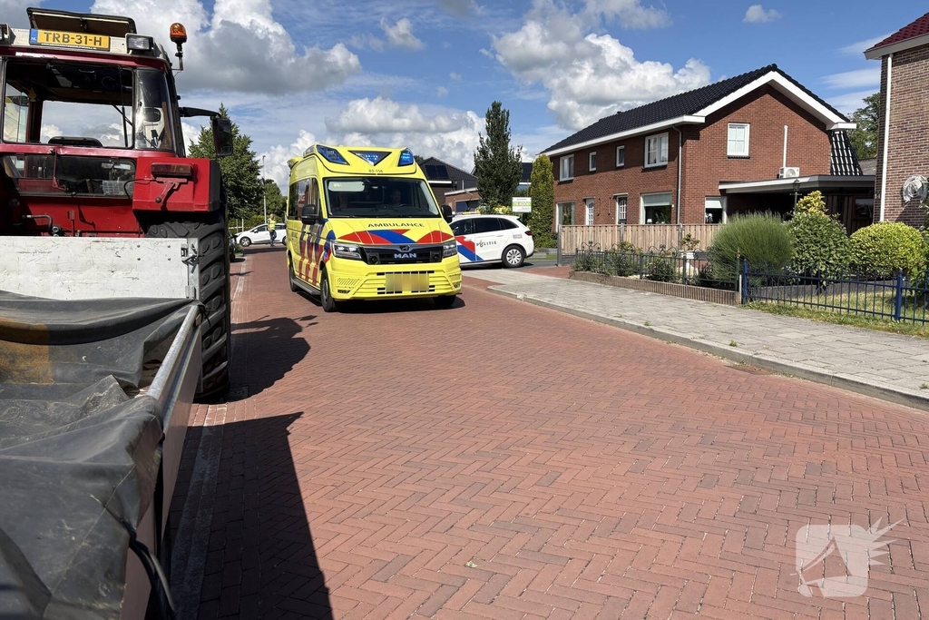 Ernstige aanrijding op kruising met fietser betrokken