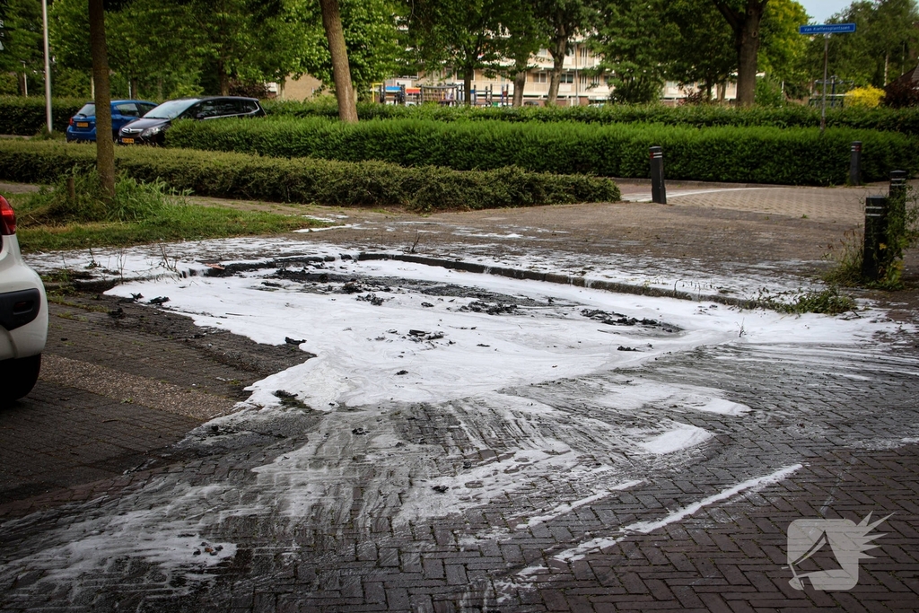 Meerdere autobranden zorgen voor onveilig gevoel, politie doet onderzoek