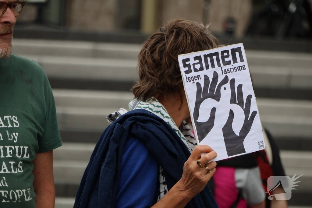 Demonstratie trekt veel aandacht