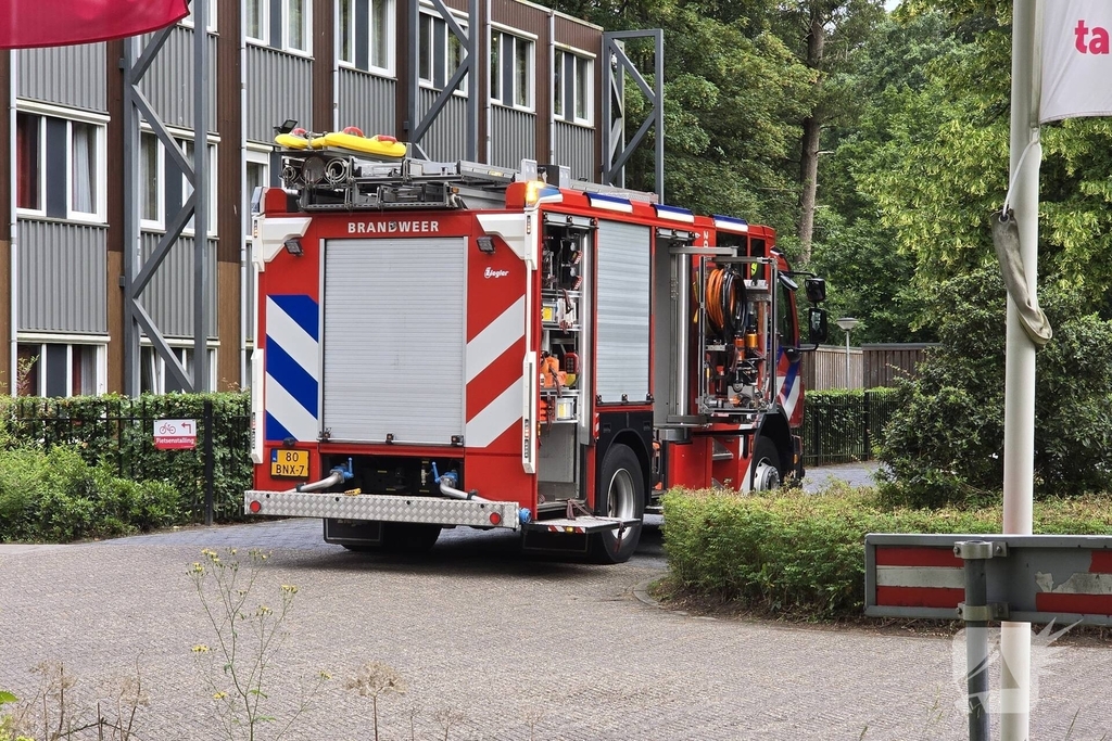 Brand in pand leidt tot snelle inzet van hulpdiensten