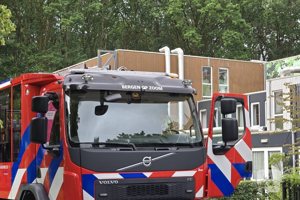 Brand in pand leidt tot snelle inzet van hulpdiensten