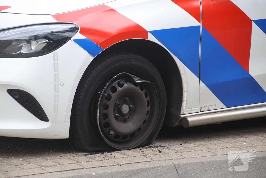 Politieauto loopt schade op bij eenzijdig ongeval
