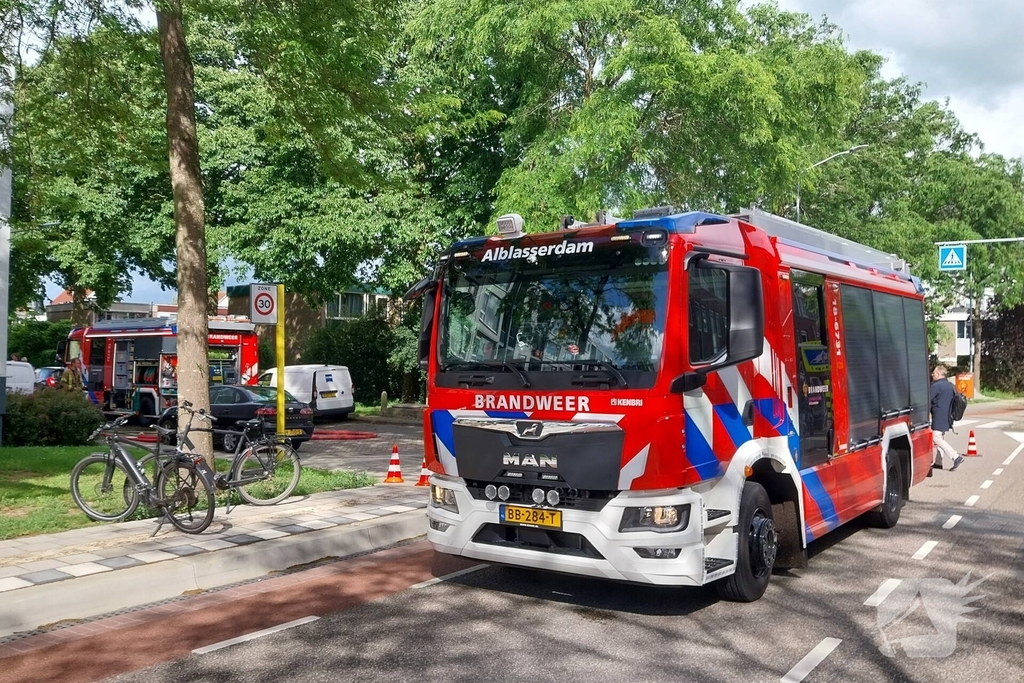 Brand in portiekwoning zorgt voor snelle inzet brandweer