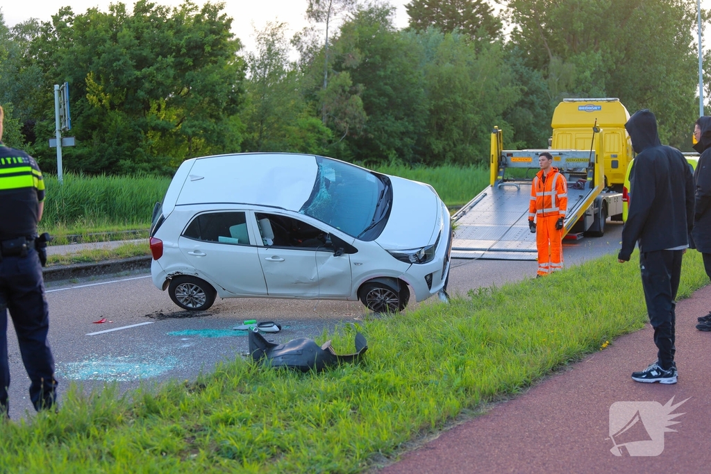 Bestuurder gewond bij eenzijdig ongeval