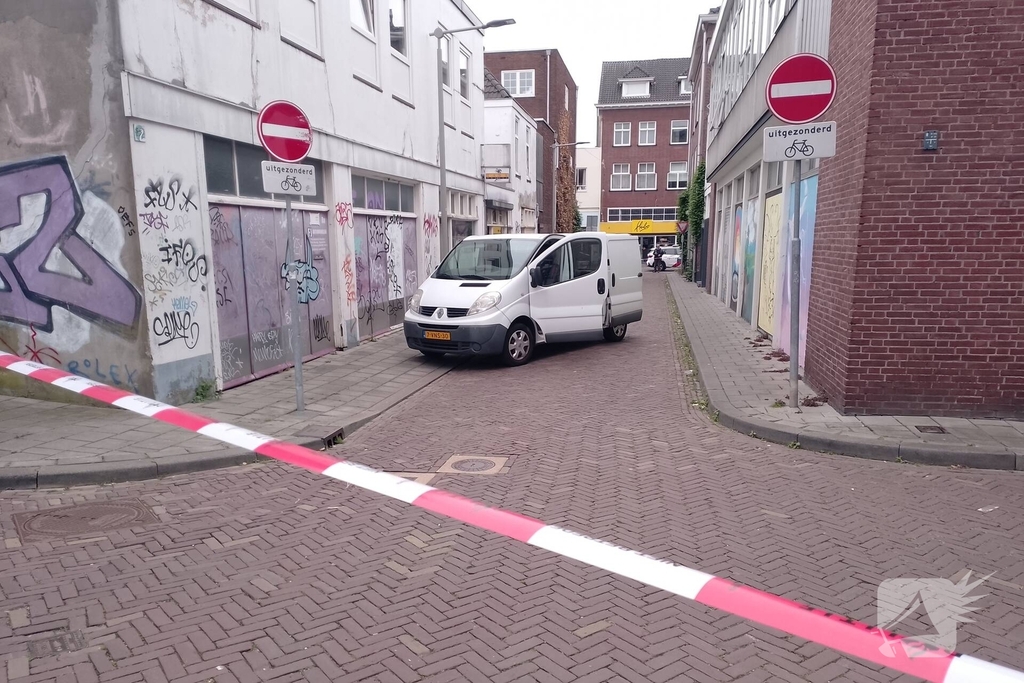 Deur van juwelierszaak kapot geschoten tijdens overval