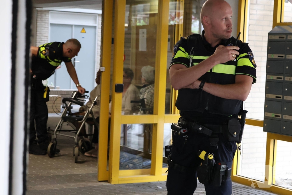 Bewoner gewond bij brand in kamer