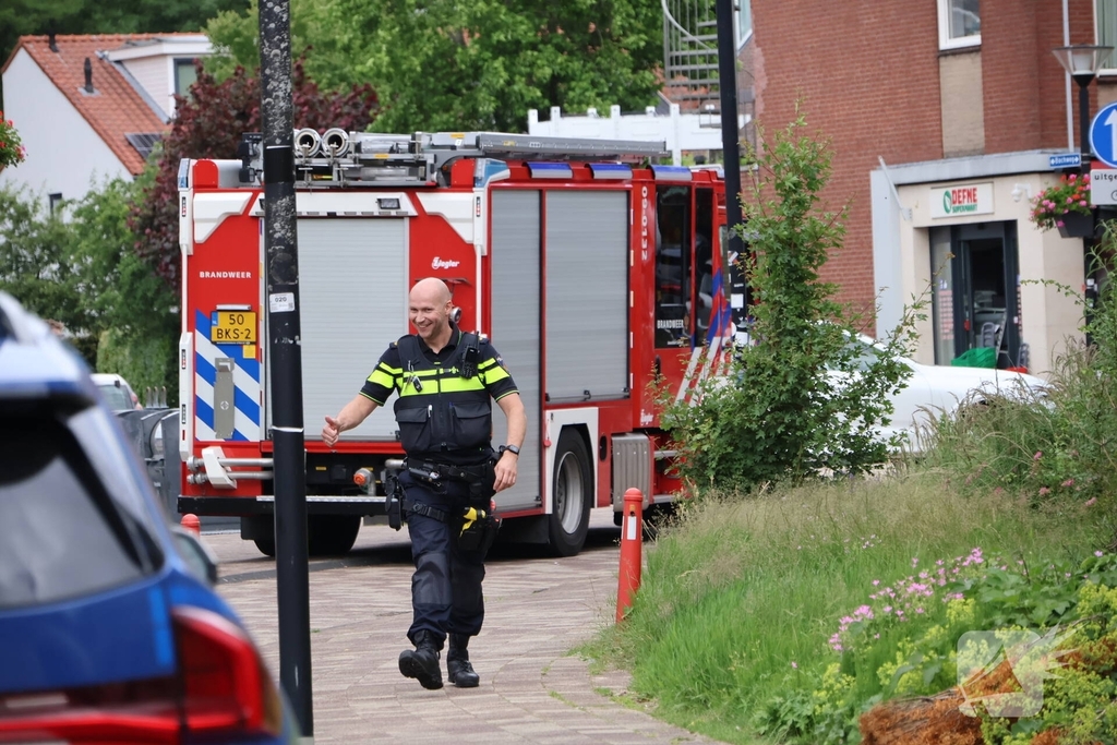 Bewoner gewond bij brand in kamer