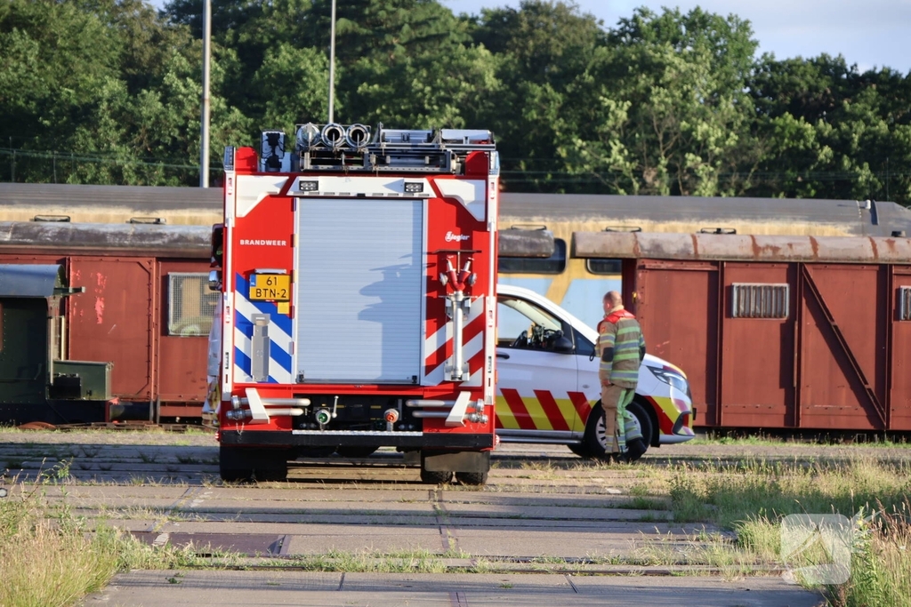 Brandweer onderzoekt rookontwikkeling op spoor