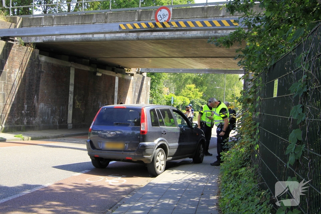 Fietser zwaar gewond bij ongeval met auto