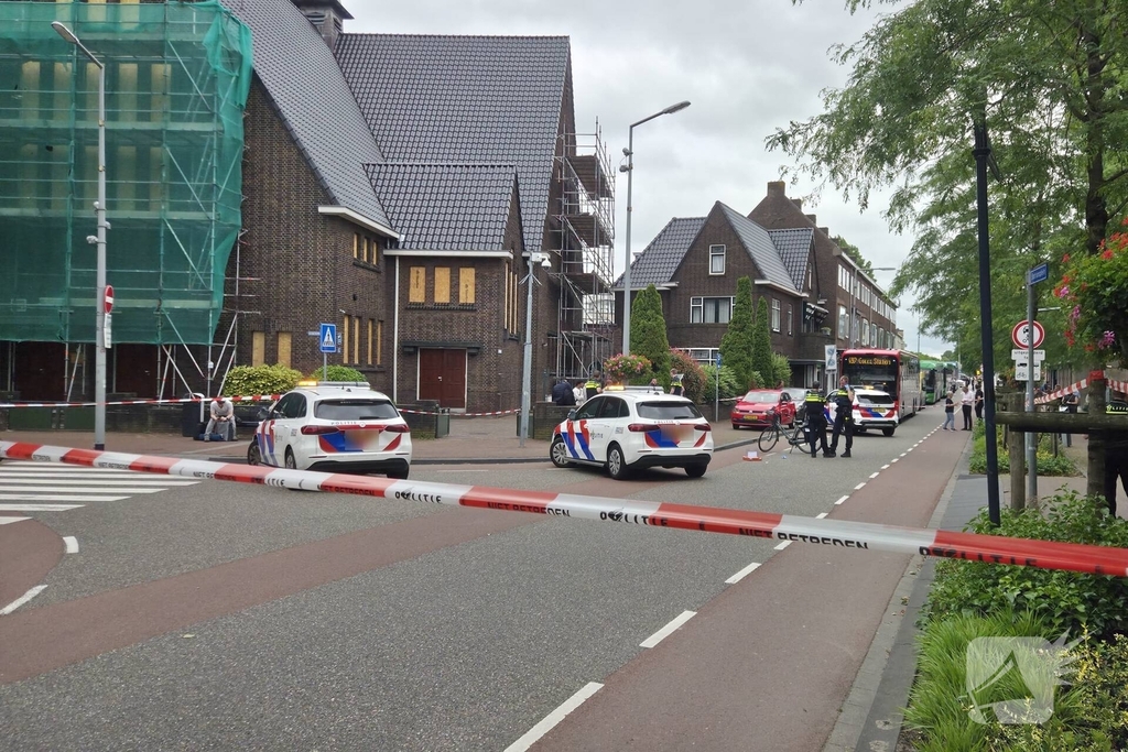 Flinke verkeershinder na ongeval tussen fietser en scooterrijder