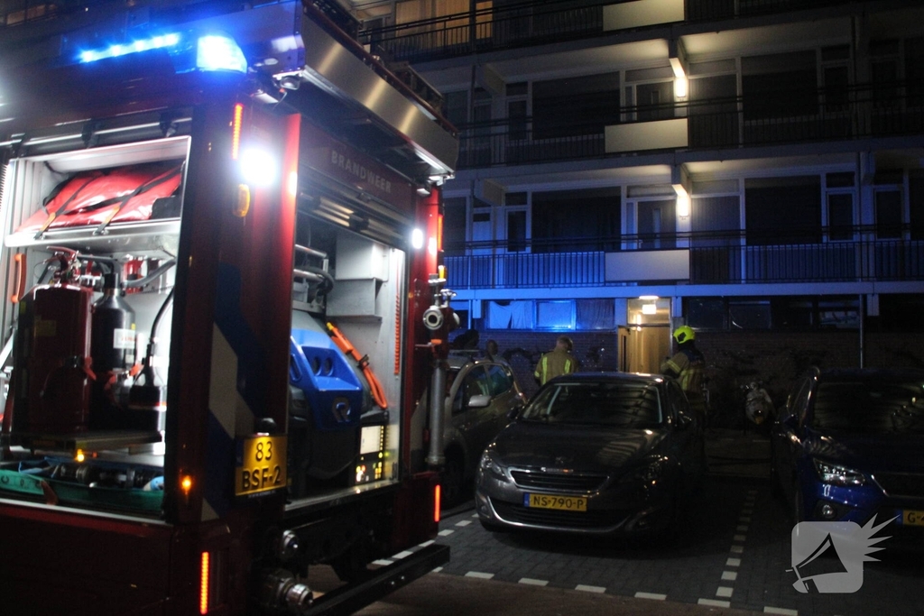 Brand in kelderboxen veroorzaakt flinke rookontwikkeling
