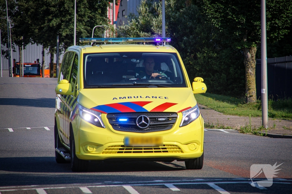 Traumateam ingezet bij medische noodsituatie bij bedrijfspand