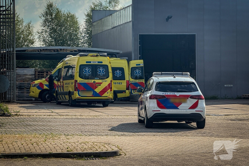 Traumateam ingezet bij medische noodsituatie bij bedrijfspand