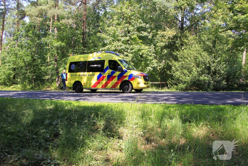 Ongeval met auto en bestelbus zonder gewonden