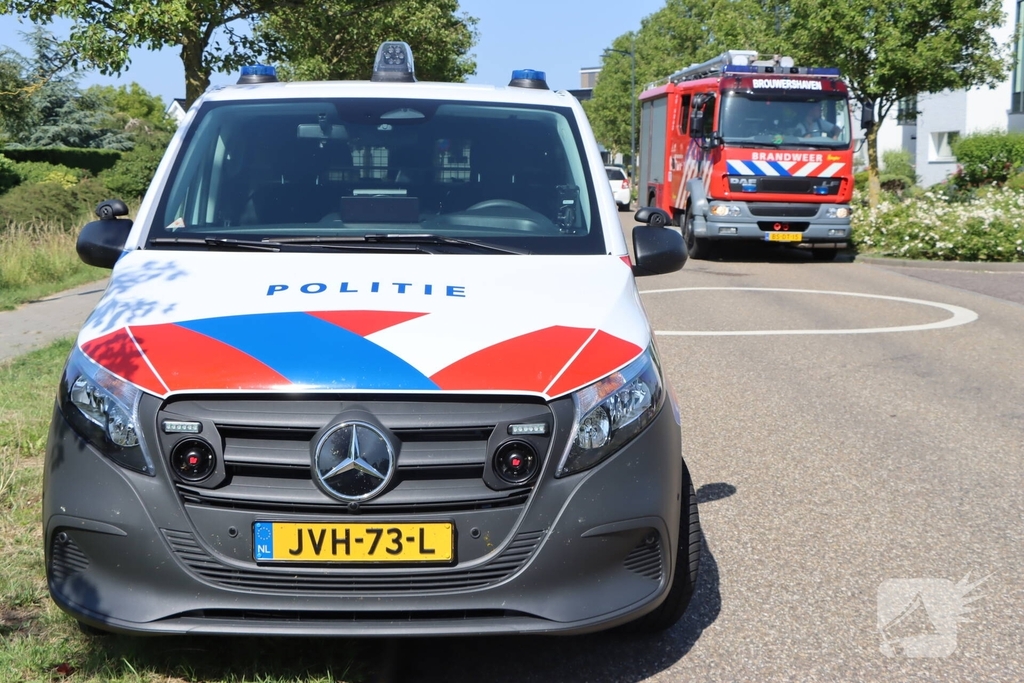 Bewoner nagekeken na uitslaande woningbrand