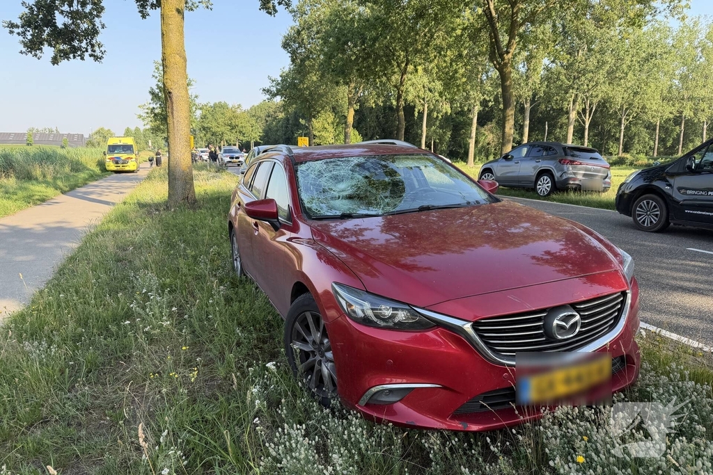 Fietster raakt ernstig gewond bij aanrijding met auto