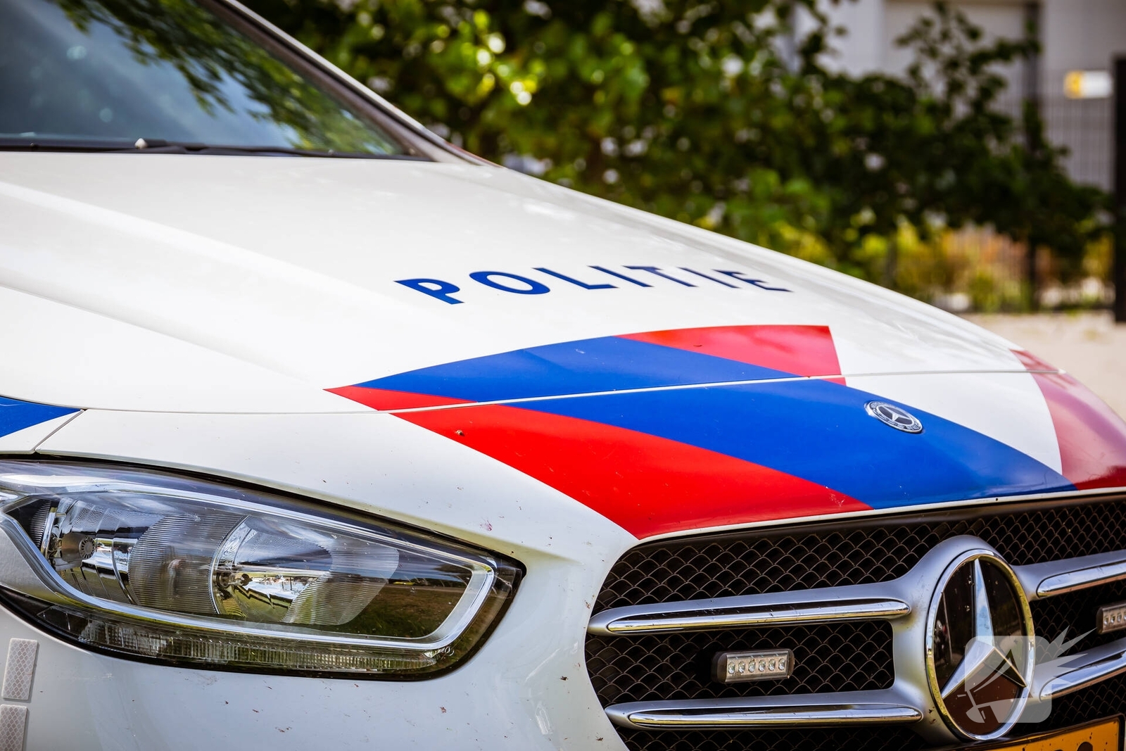 Botsing tussen twee voertuigen, Europalaan in Enschede