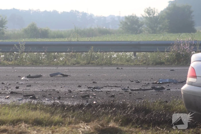 Auto rijdt op vrachtwagen bestuurder komt om