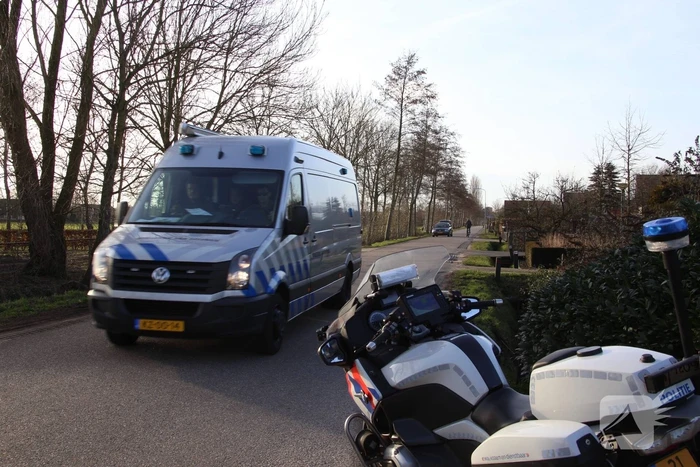 Explosie in schuur, 1 persoon gewond