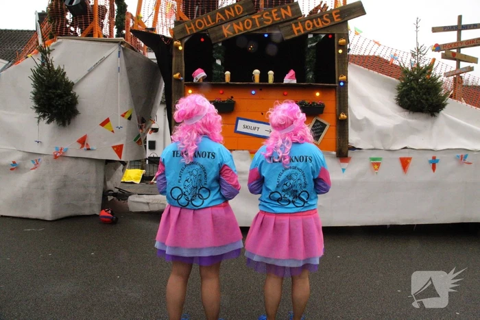 Drukke gezelligheid bij 41e carnavalsoptocht