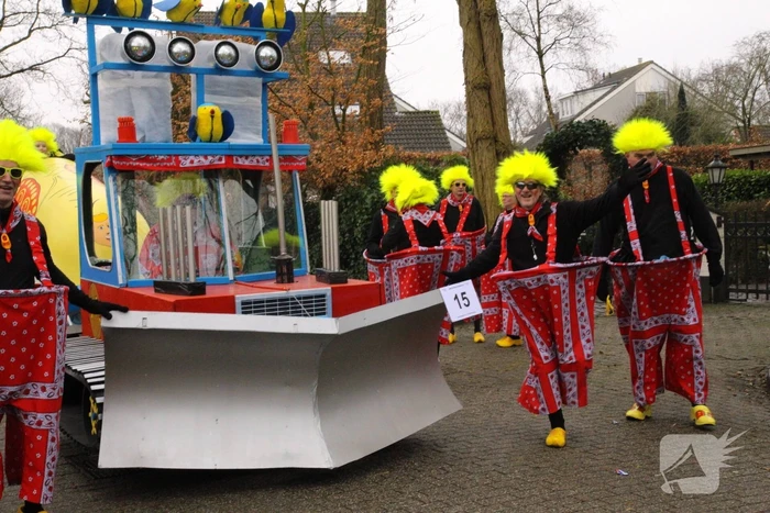 Drukke gezelligheid bij 41e carnavalsoptocht