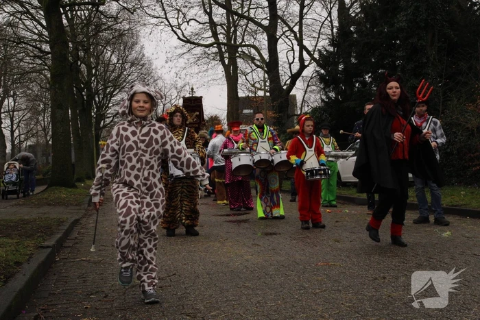 Drukke gezelligheid bij 41e carnavalsoptocht