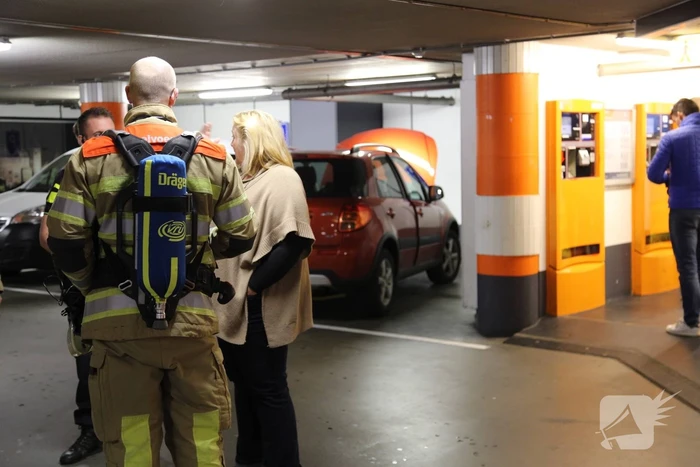 Brandweer rukt uit voor brand in parkeergarage