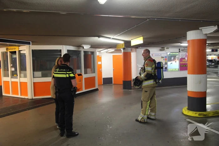 Brandweer rukt uit voor brand in parkeergarage
