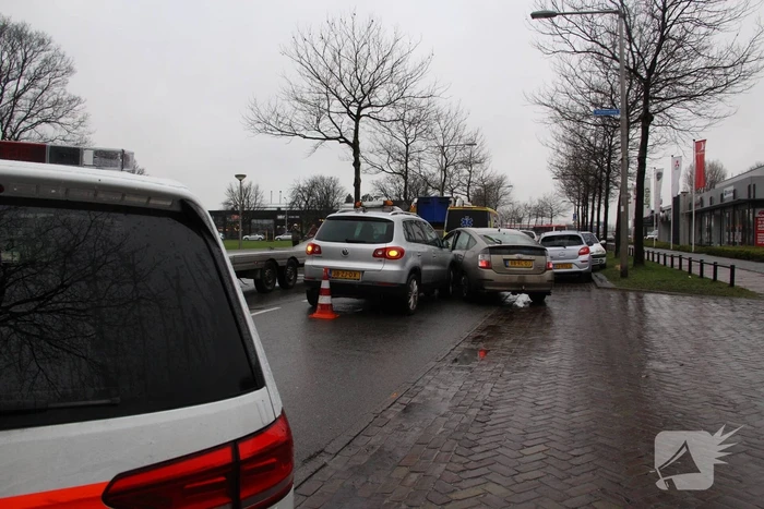 Veel schade na aanrijding