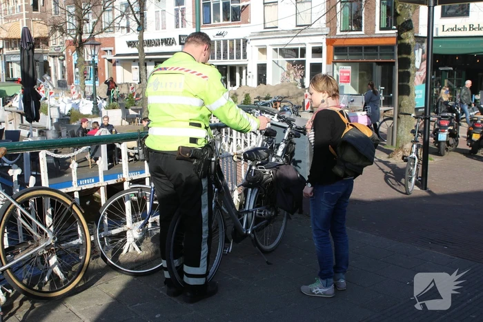 Fietser gewond na aanrijding met scooter