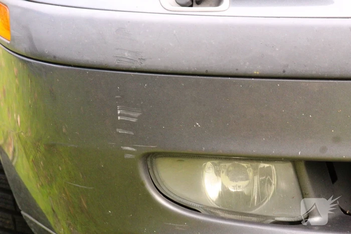 Fietsster gewond na botsing met auto