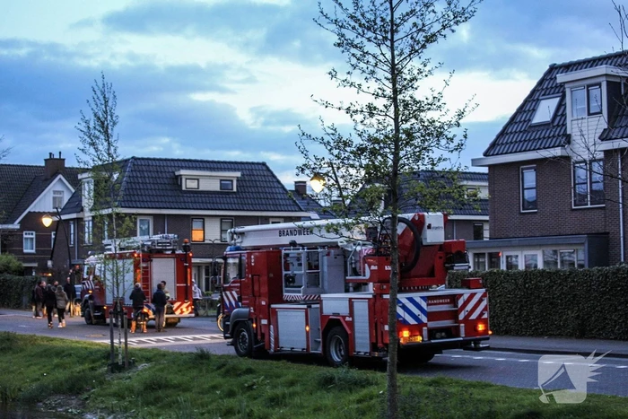 Buurt loopt uit bij schoorsteenbrand