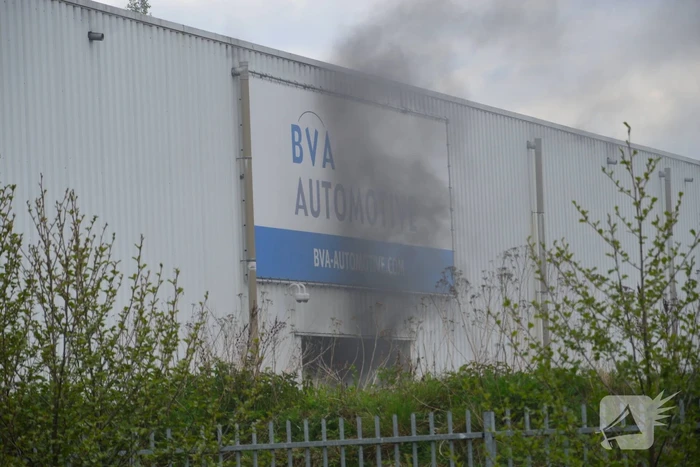 Veel rookontwikkeling bij zeer grote brand