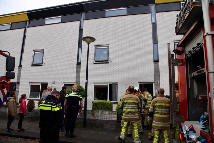 Vergeten oven zorgt voor woning vol rook
