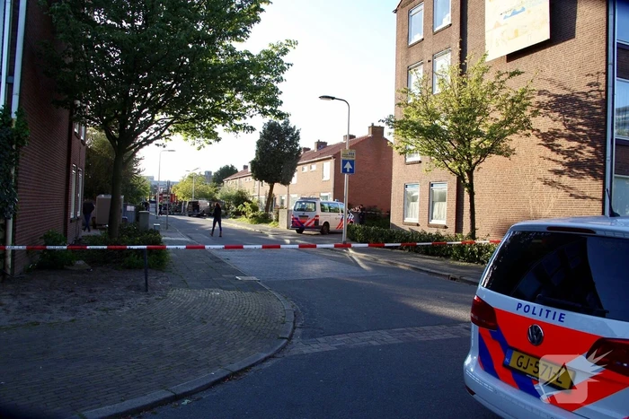 Bestelbus gaat in vlammen op