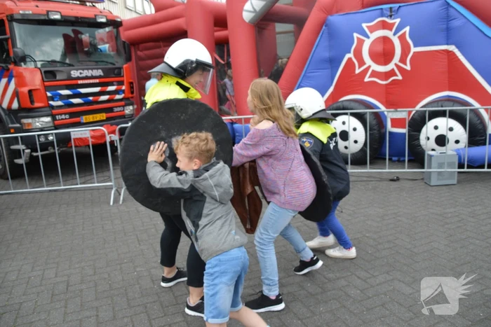 Burgemeester opent veilgheidsdag