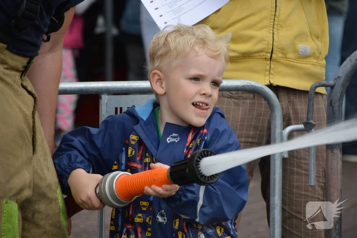 Burgemeester opent veilgheidsdag