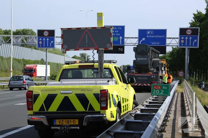 Afrit afgesloten door defecte vrachtwagen